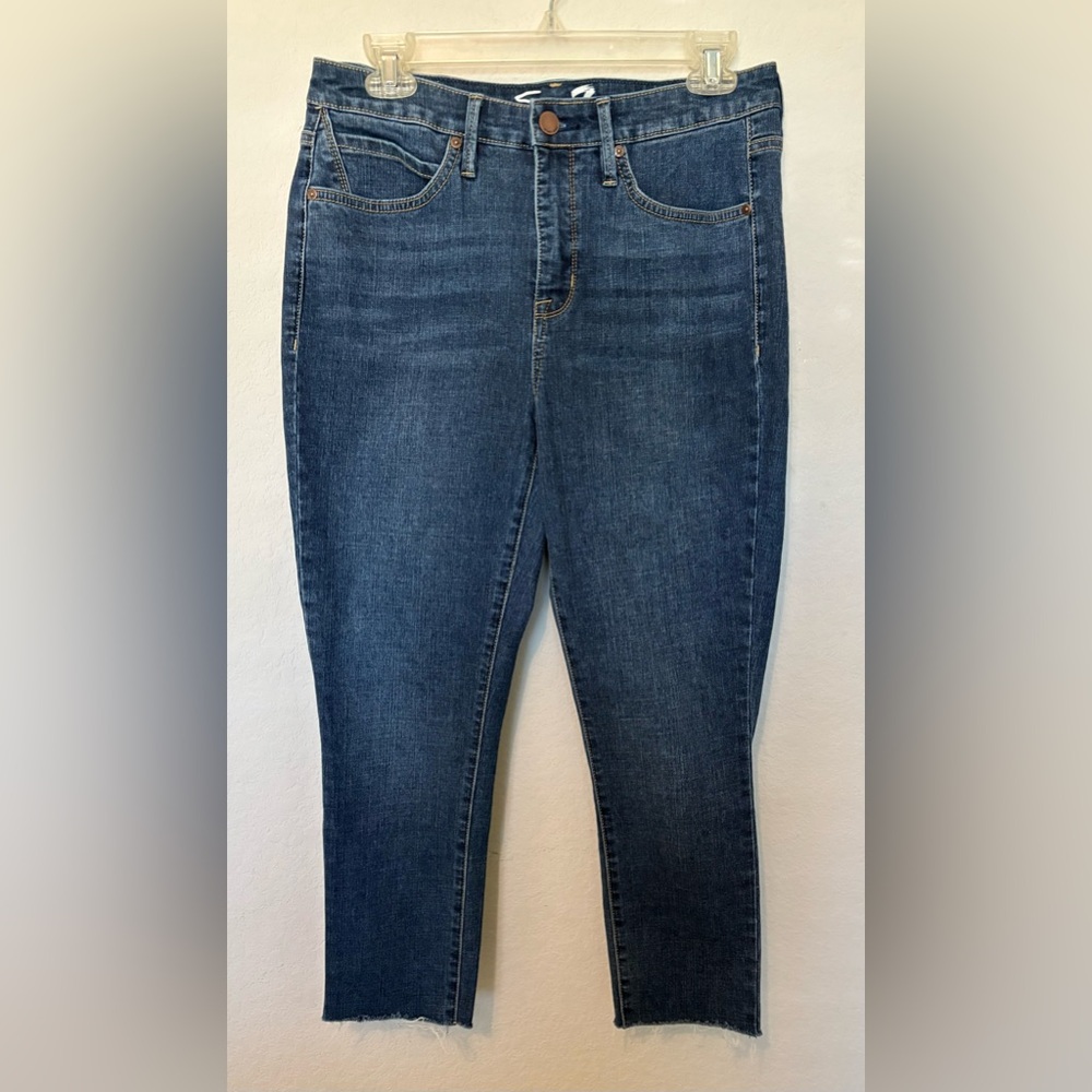 Seven7 Skinny Jeans Women’s Size 6 Blue Mid Rise Raw Hem Stretch Denim 30x23